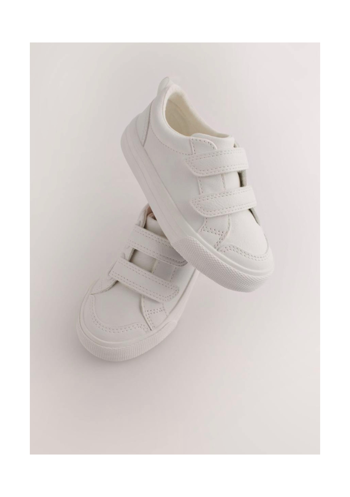 کفش سفید ساده چسبی