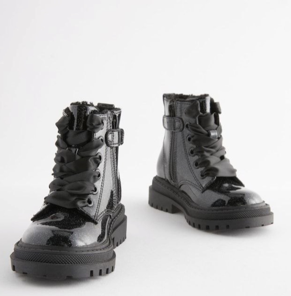 نیم‌بوت مشکی ورنی